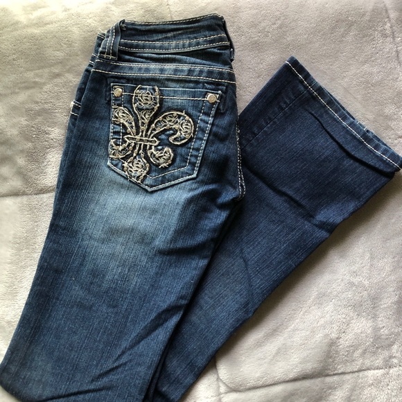 Miss Me Low Rise, Bootcut - Picture 2 of 6